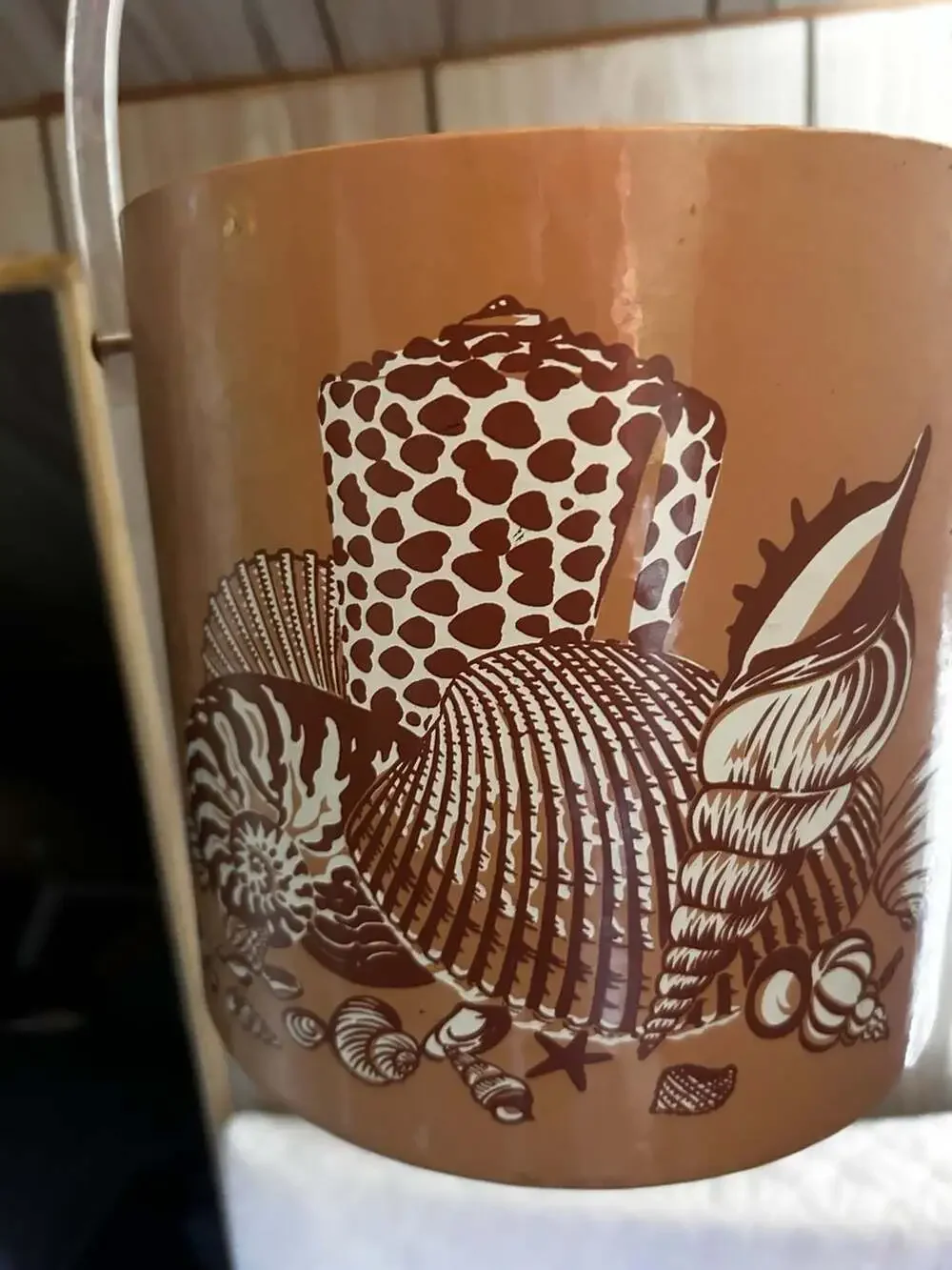 Vintage Mid-Century Modern Seashell Print Ice Bucket with Clear Handle